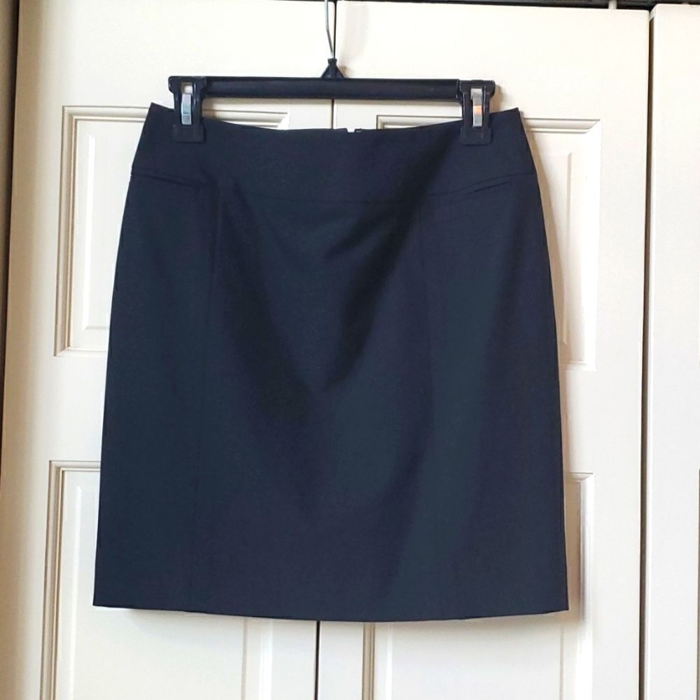 Halogen Black Skirt, Size 2, NWOT, Purchased @Nordstroms